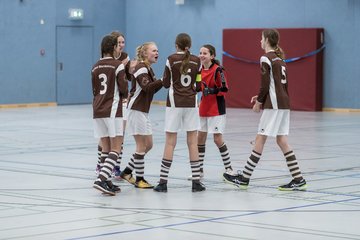 Bild 37 - C-Juniorinnen 2 Loewinnen Cup